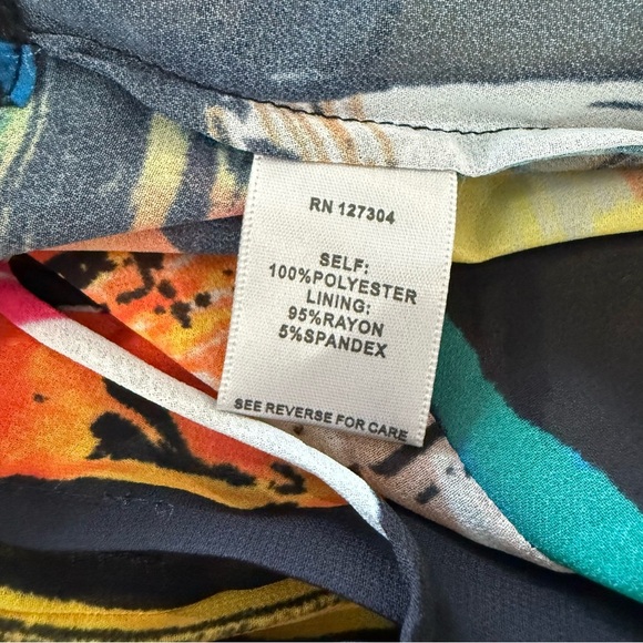John Mark Colorful Abstract Sheer Blouse Size Medium EUC‎ - Picture 5 of 5